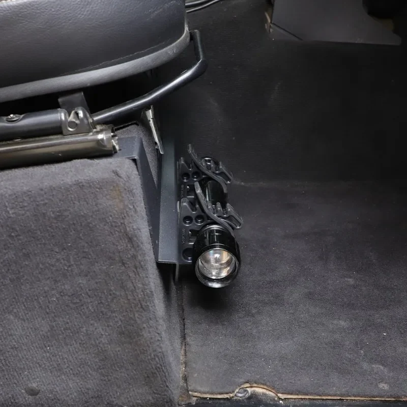 Car Accessories Under 1000 - سبائك الألومنيوم الأسود سيارة تحت مقعد
